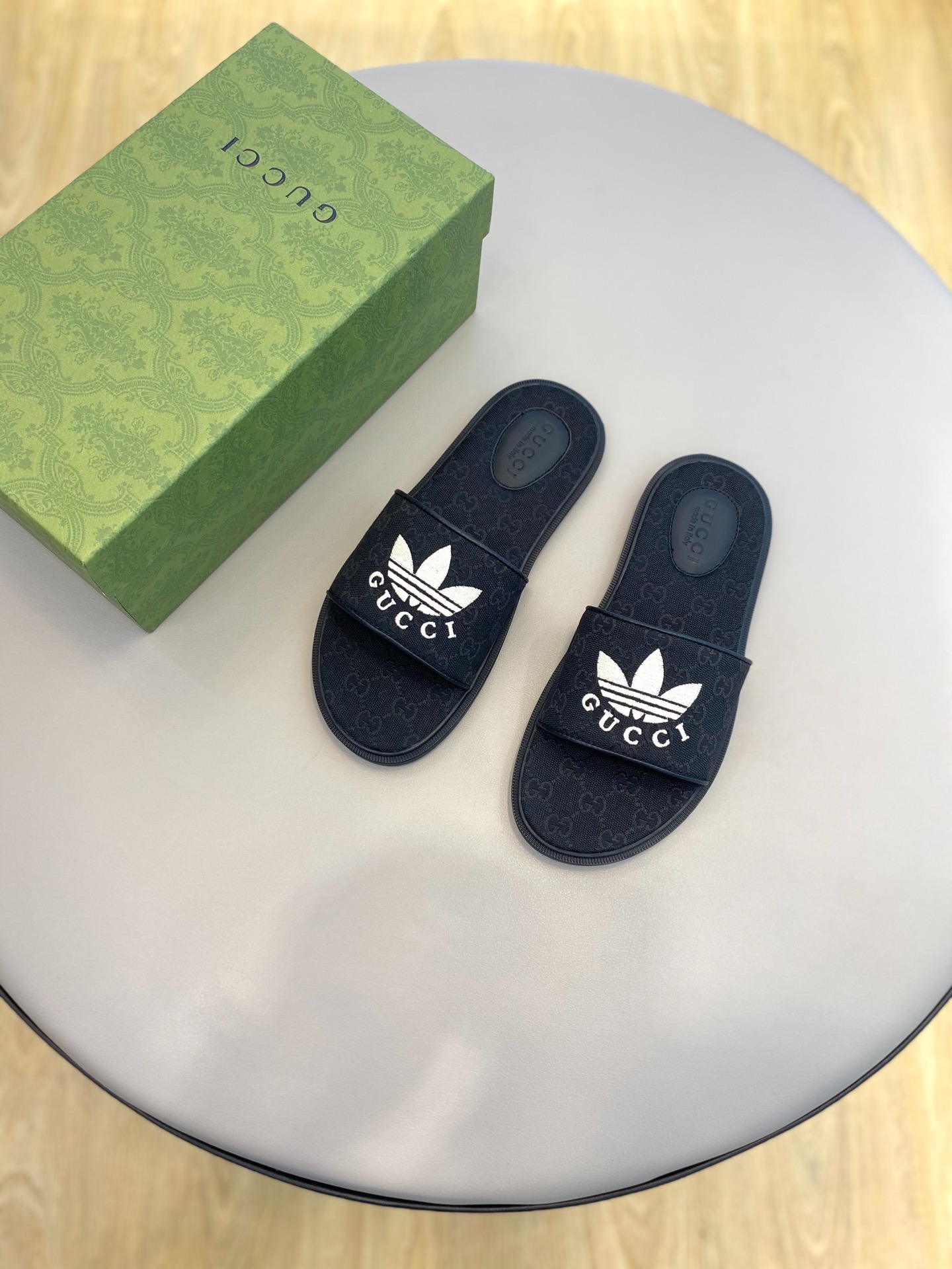 구찌 고급 남성 여름 슬리퍼