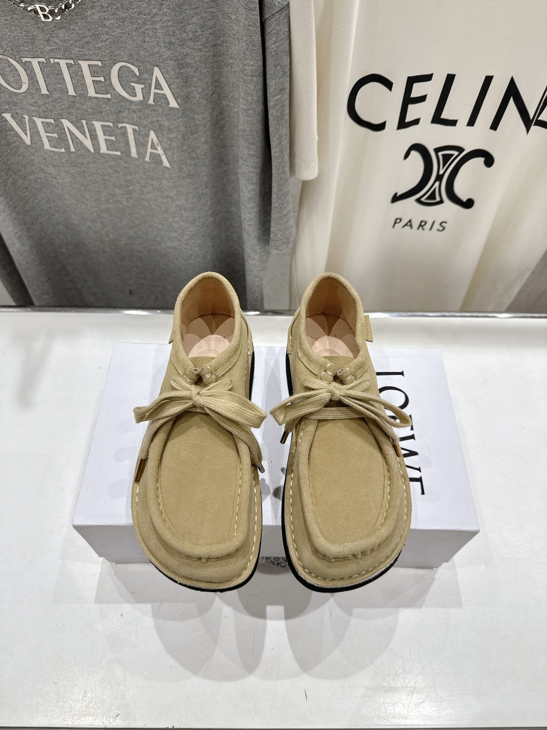 로에베 25ss 가을/겨울 신상 하이탑 빈티지 로퍼 앵클부츠