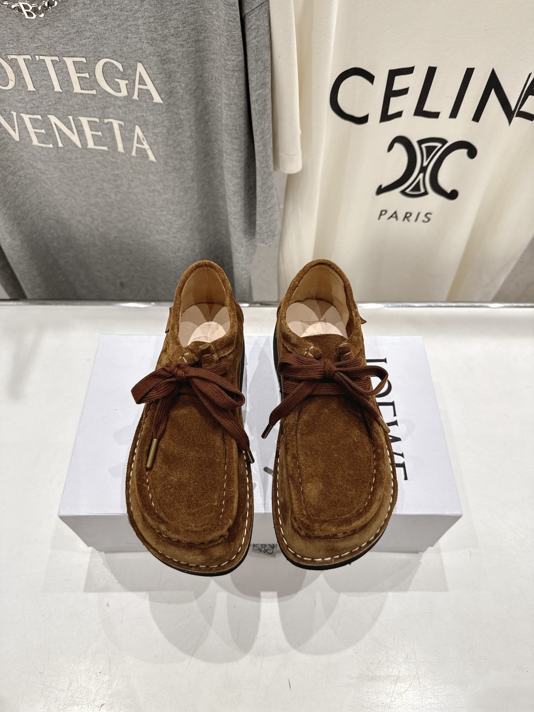 로에베 25ss 가을/겨울 신상 하이탑 빈티지 로퍼 앵클부츠