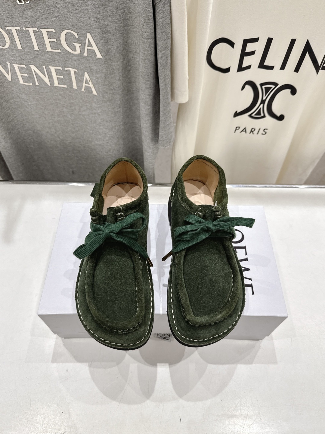 로에베 25ss 가을/겨울 신상 하이탑 빈티지 로퍼 앵클부츠