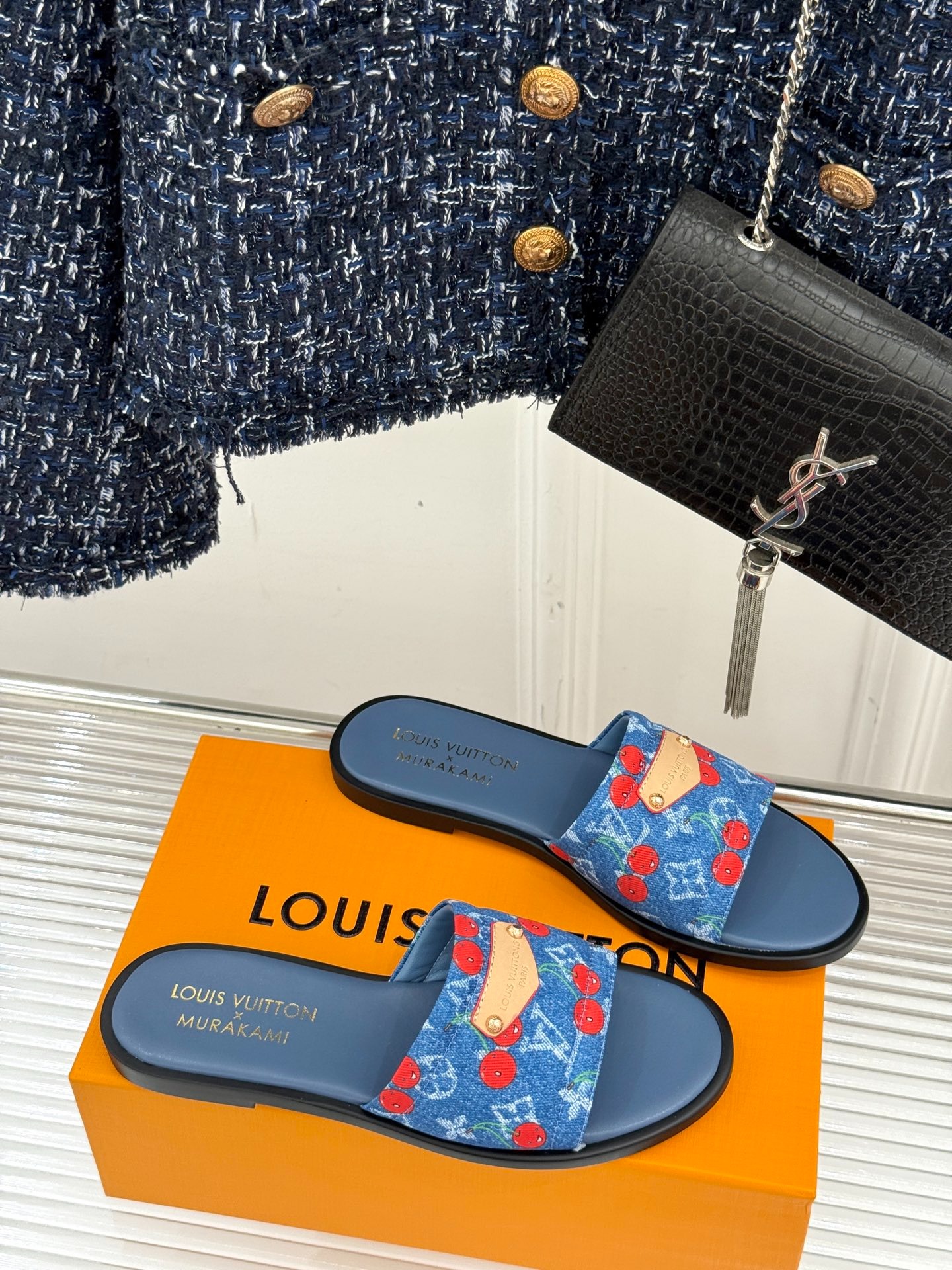 루이비통 25ss 신상 체리 힐 슬리퍼