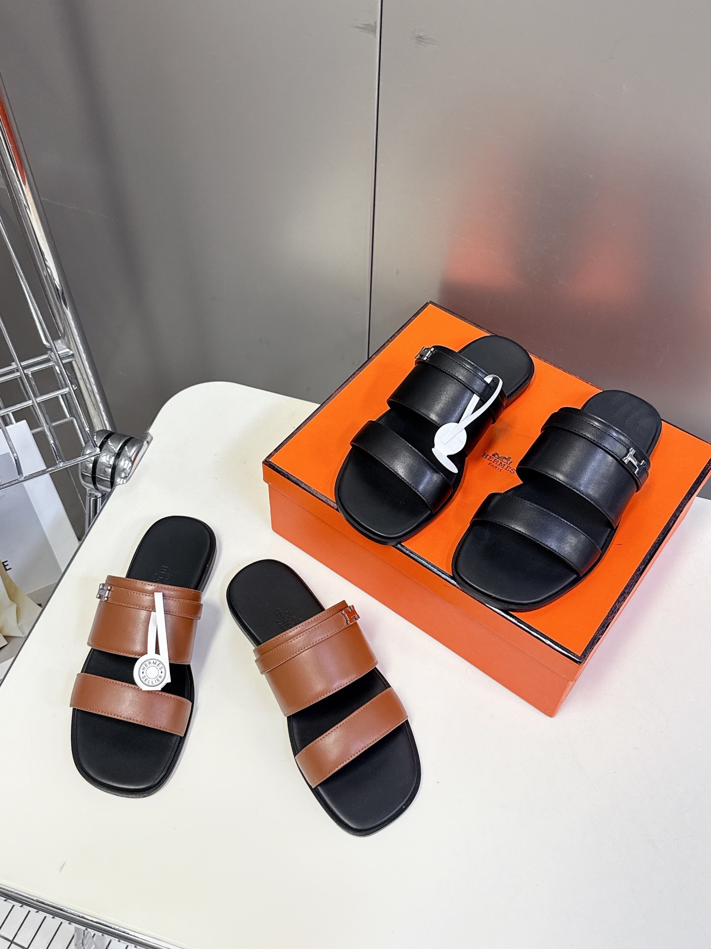 에르메스 봄여름 최신 슬리퍼