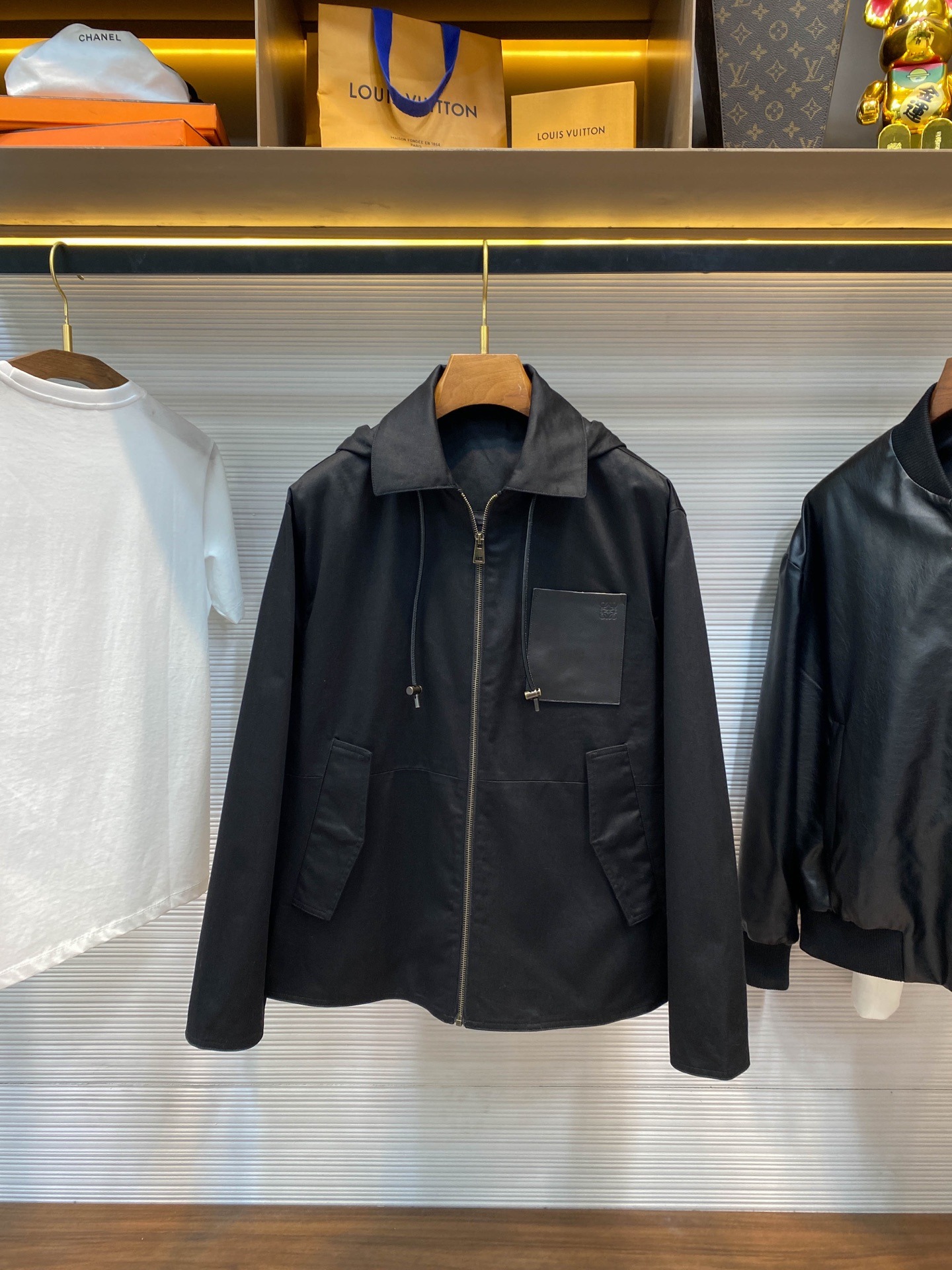 로에베 25SS 이른 봄 신상 수입 트윌 후드 자켓