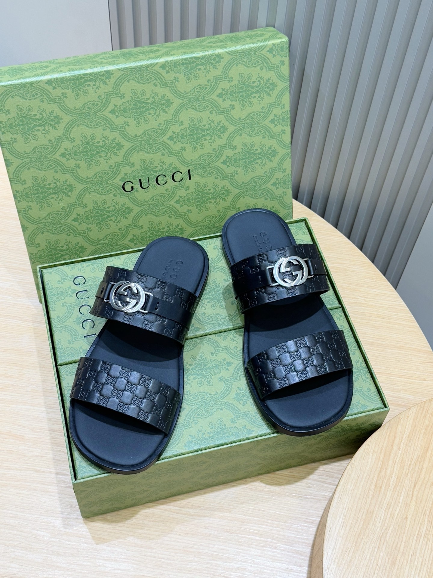 구찌 남성 더블 G슬리퍼