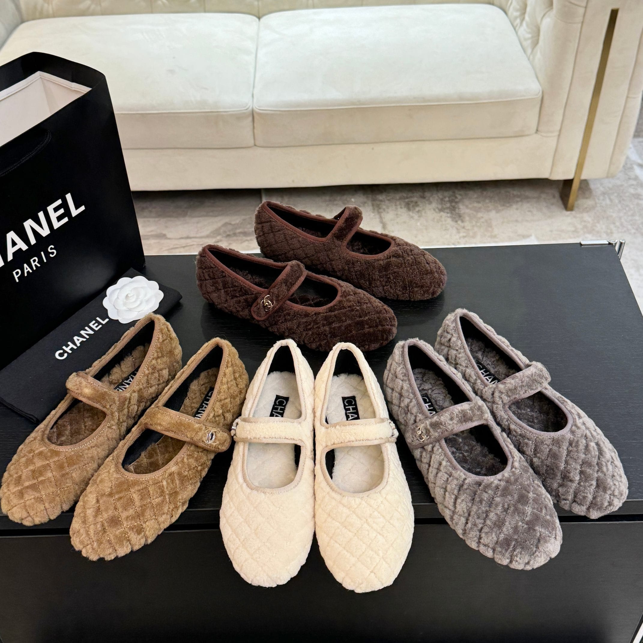 샤넬 클래식 메리제인 털부츠