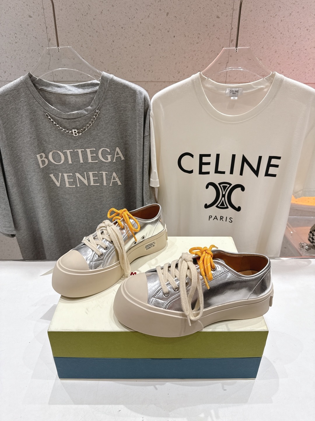 마르니 메리제인형 하프테이프 스트랩 슈즈