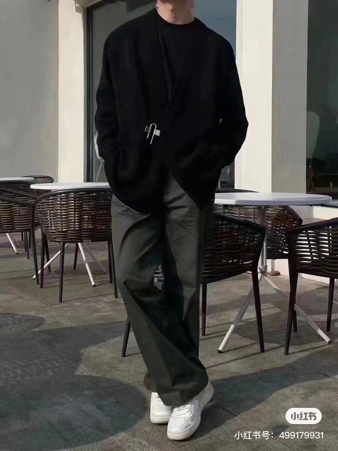 지방시 잠금 가디건 (남녀공용)