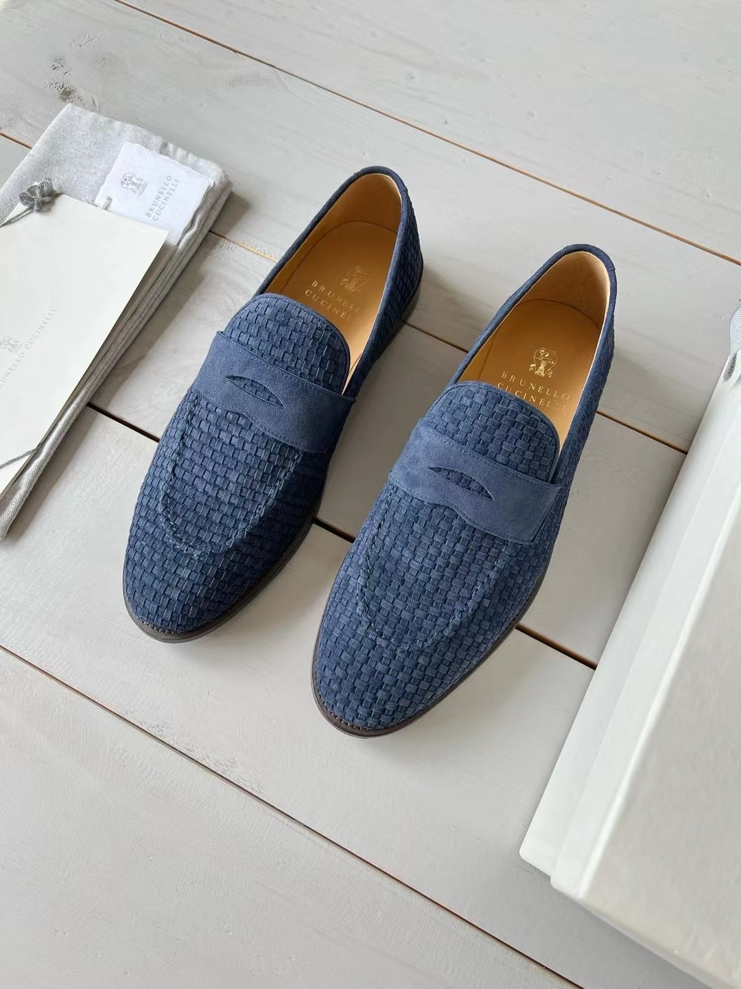 브루넬로쿠치넬리 남성 블루 스웨이드 우븐 페니 로퍼