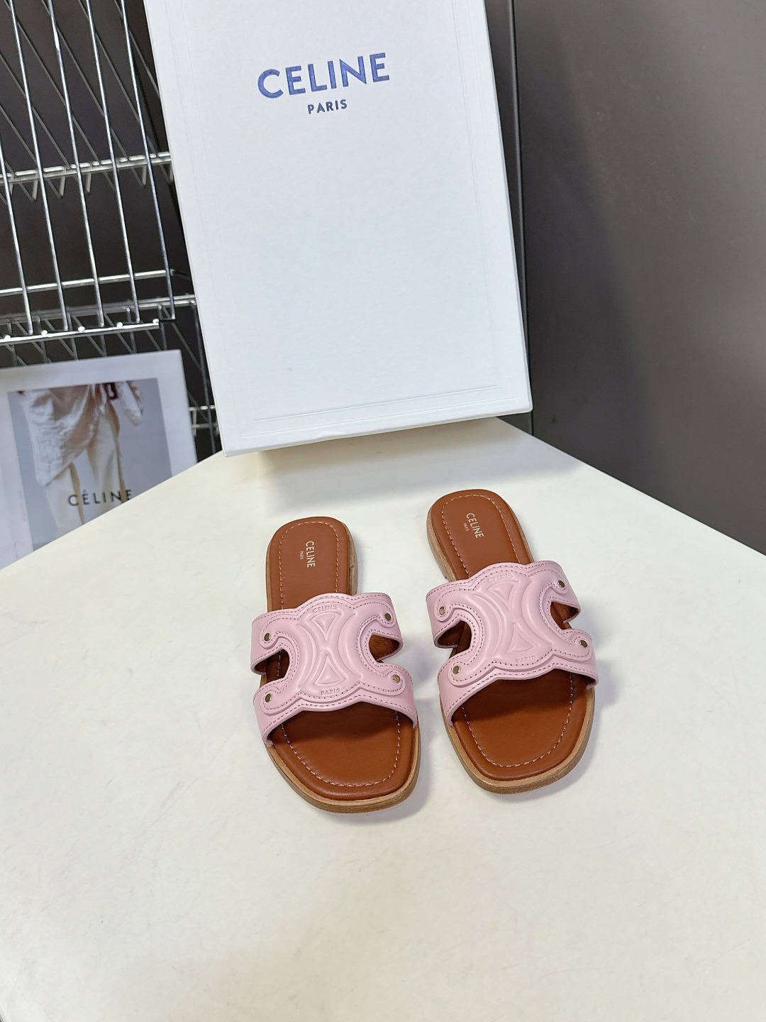 셀린느 봄여름 신상 빈티지 로마 슬리퍼