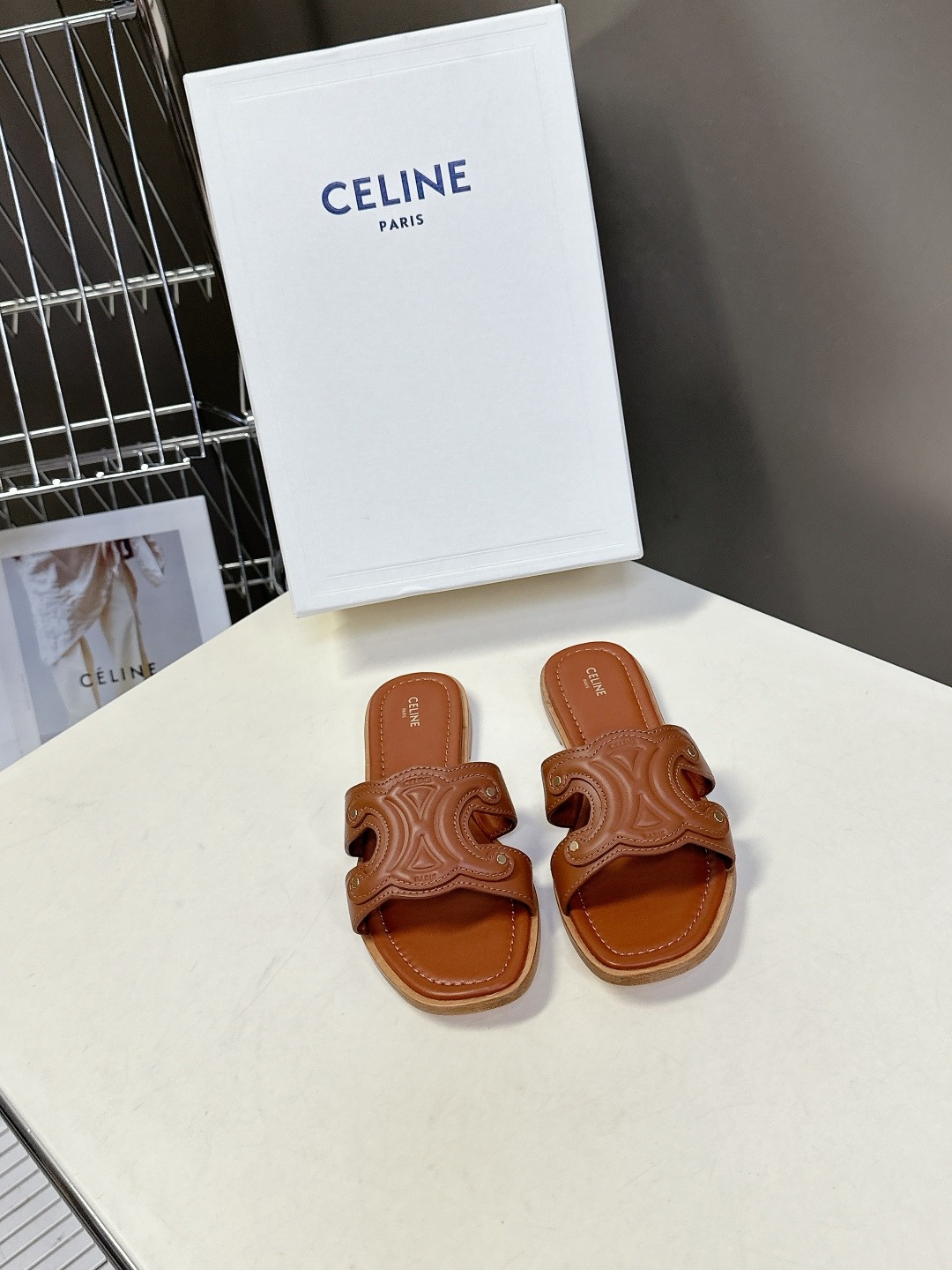 셀린느 봄여름 신상 빈티지 로마 슬리퍼