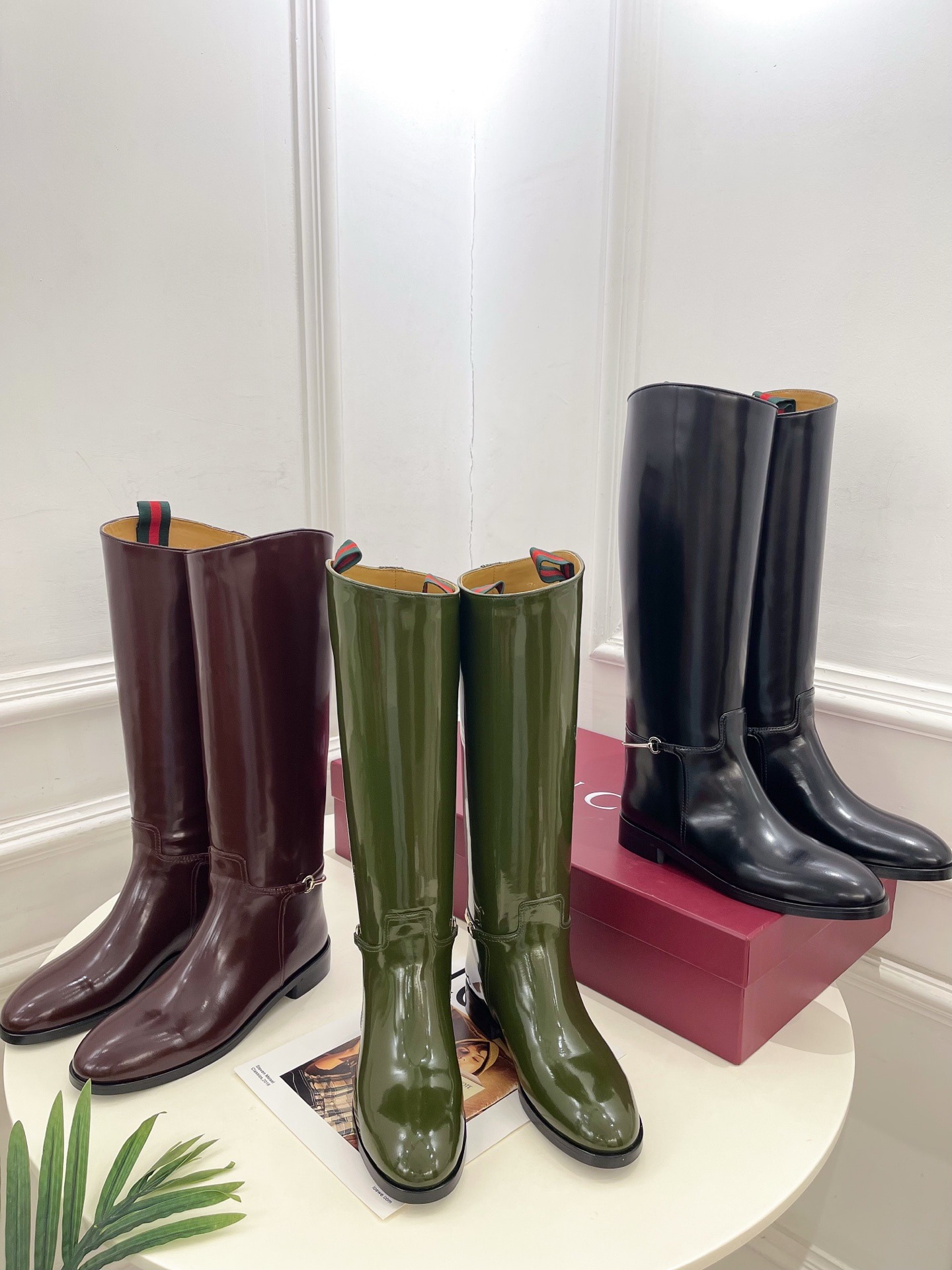 구찌 25?신상 클래식 버클 롱부츠