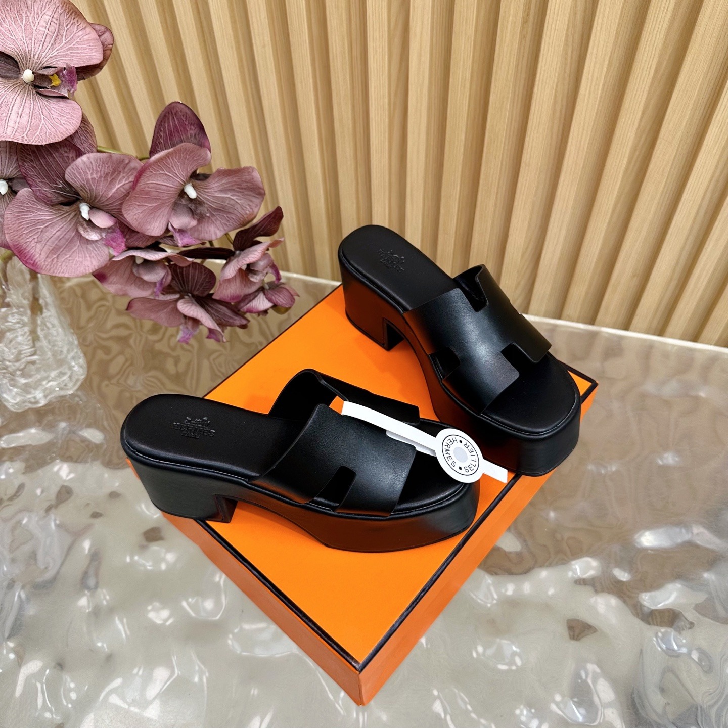 에르메스 클래식 플랫폼 웨지 통굽 샌들