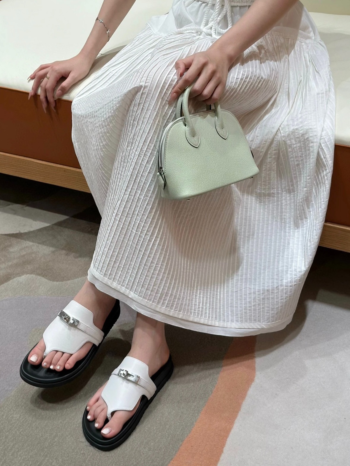 에르메스 엠파이어 슬리퍼 커플 슬립온