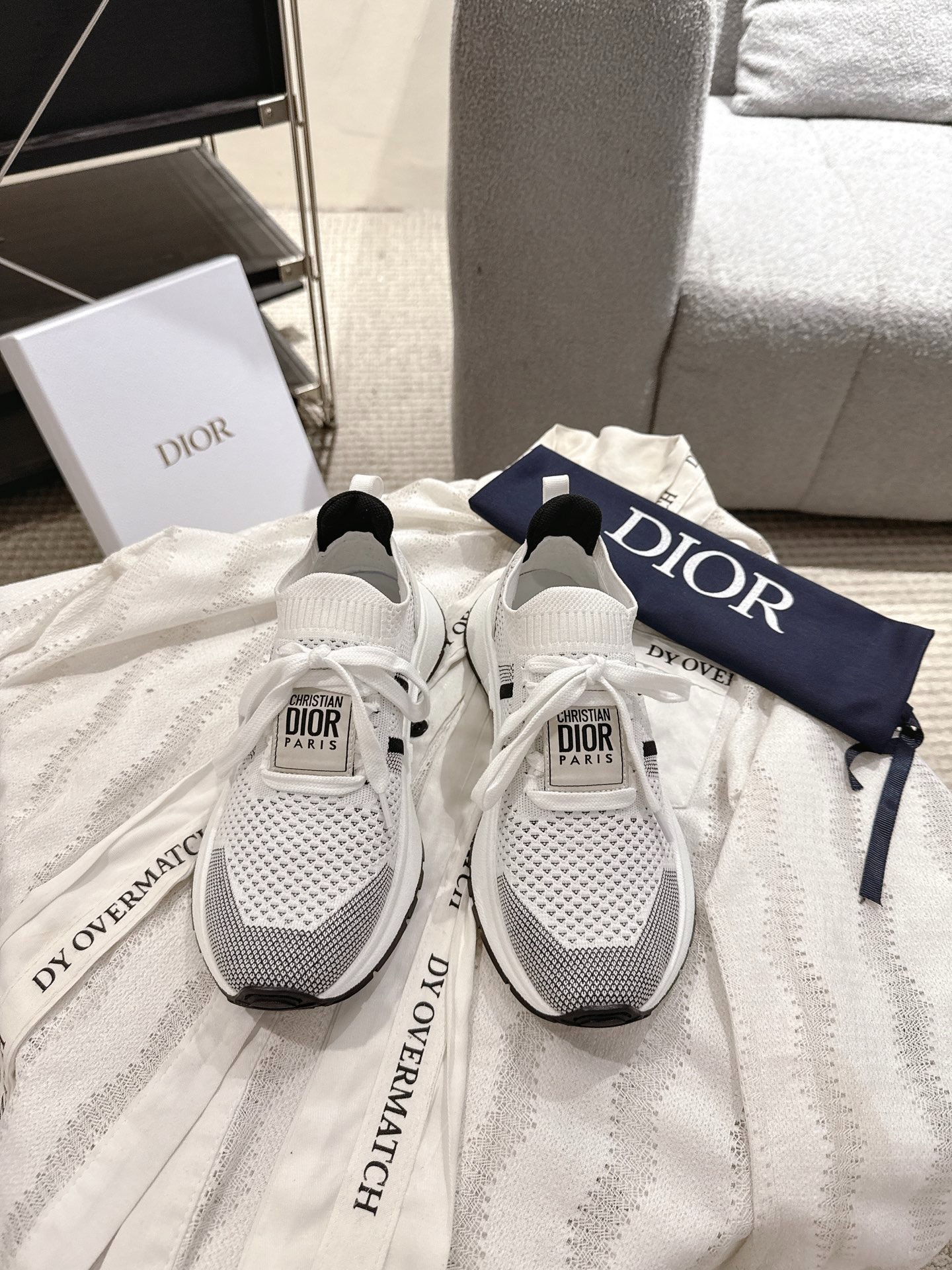 디올 25 신상 메쉬 슬립온