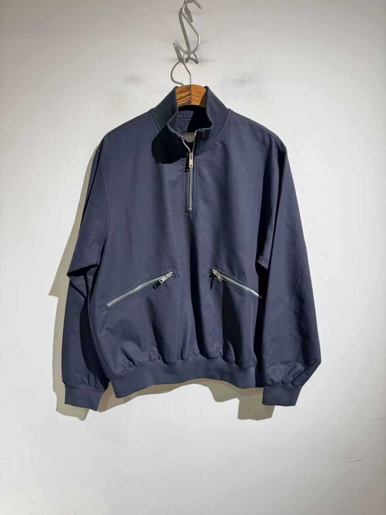 프라다 25 신상 카고 반집업 차이나 재킷