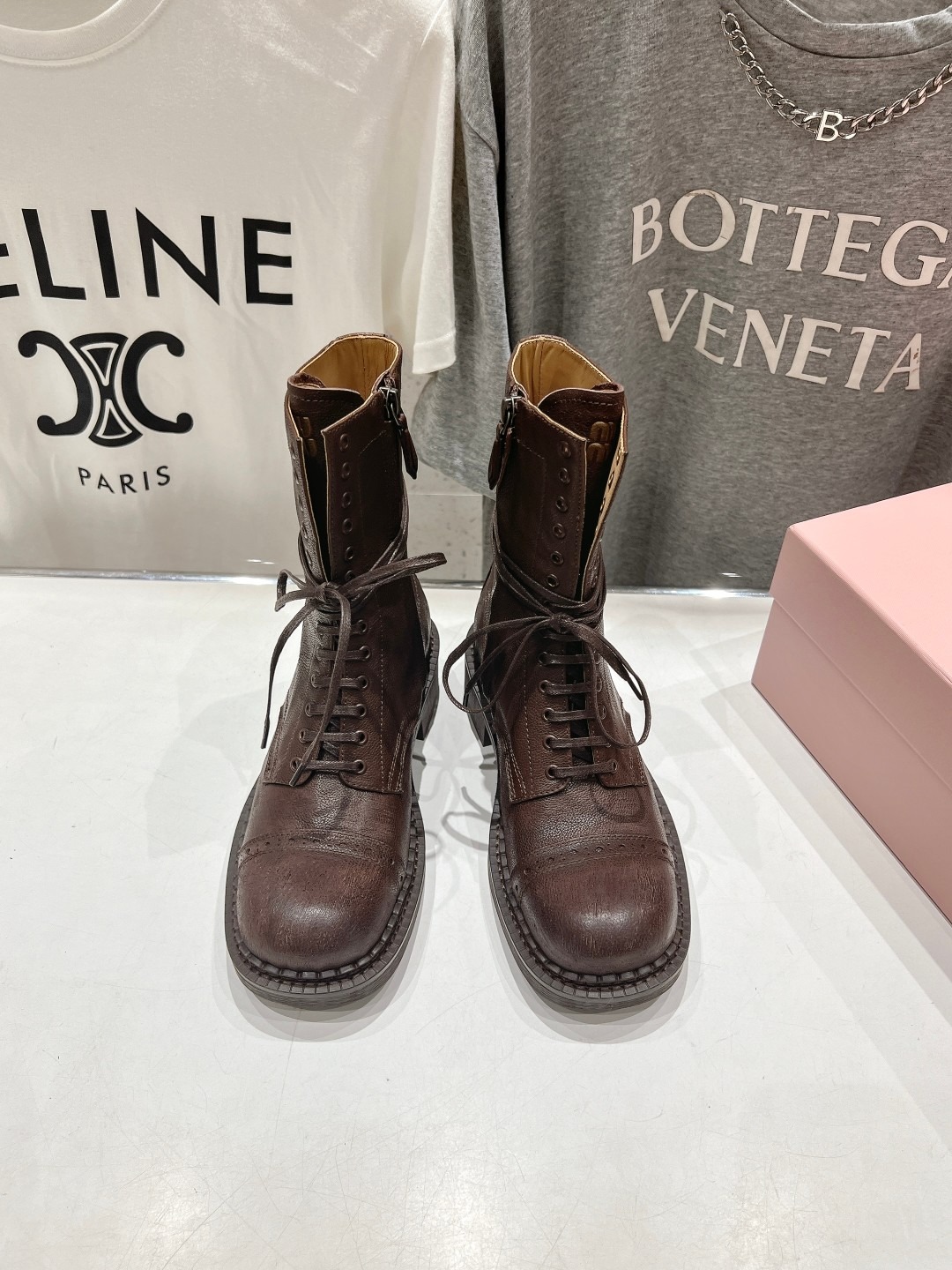 미우미우 25ss 가을/겨울 앤티크 빈티지 라이더 워커