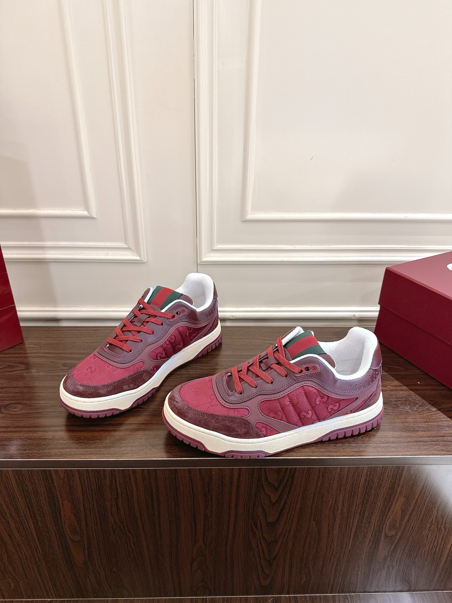 구찌 커플 신상 운동화