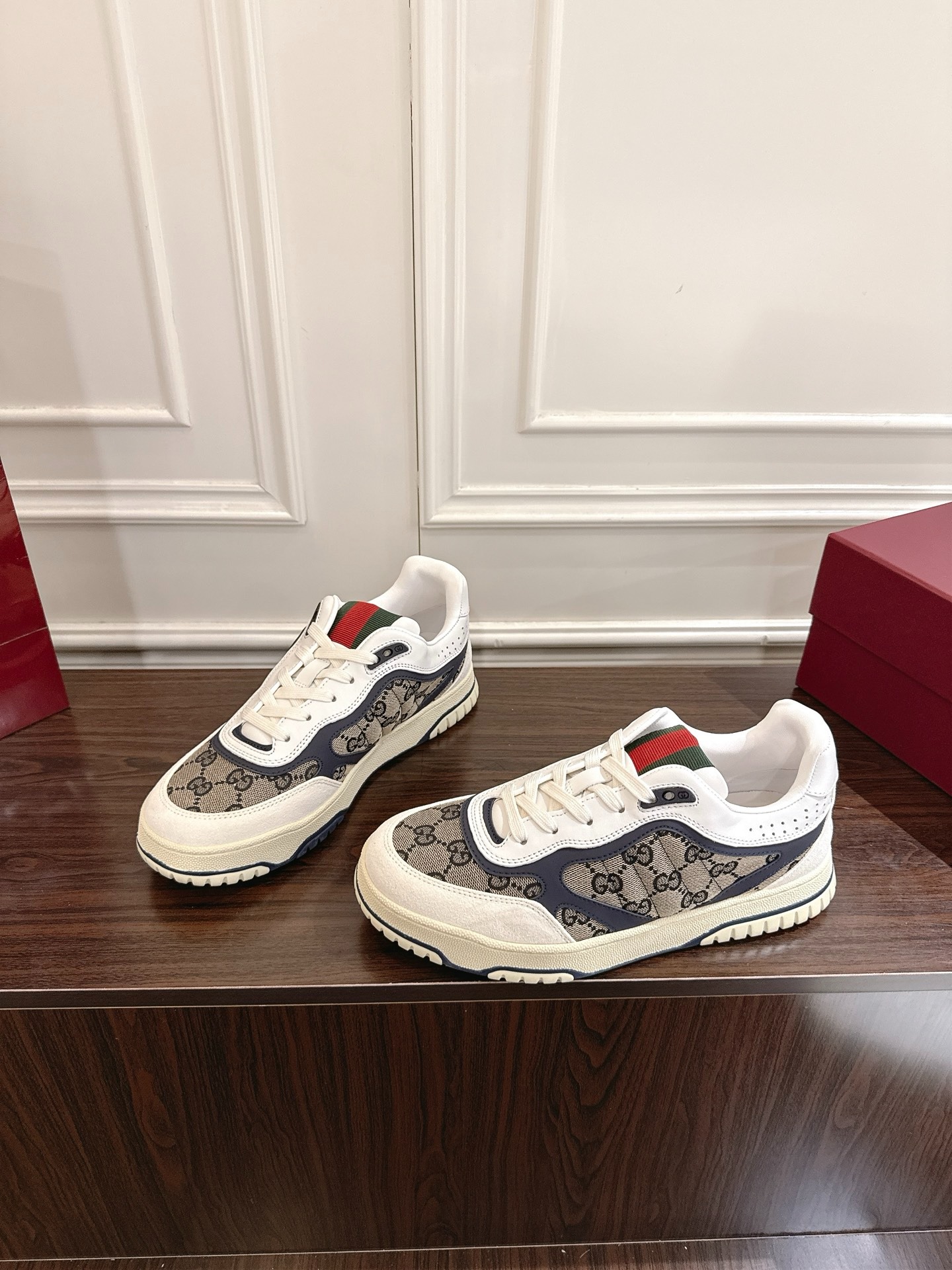 구찌 커플 신상 운동화