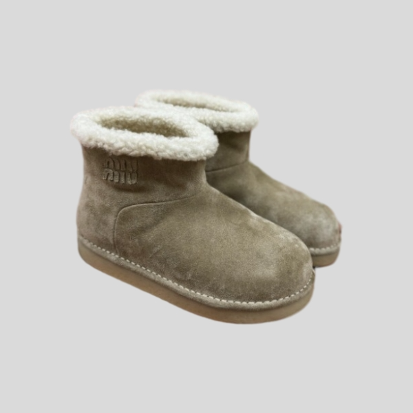 미우미우 스웨이드 스노우 부츠