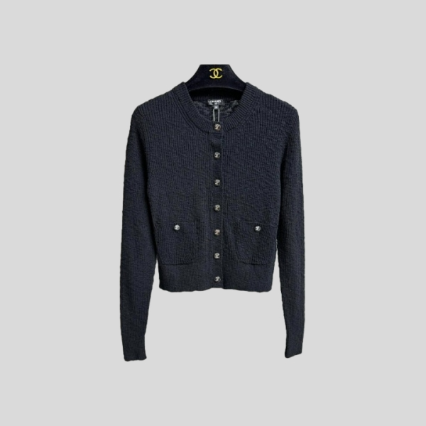 샤넬 버튼 다운 가디건