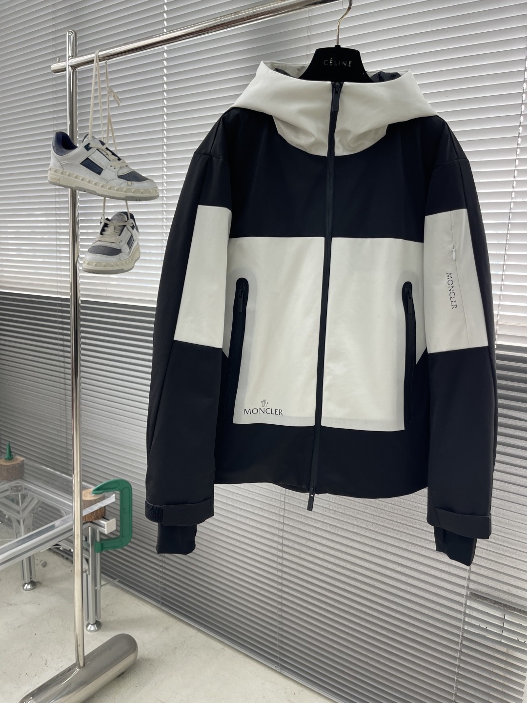 몽클레어 신상 블록 집업 패딩 점퍼