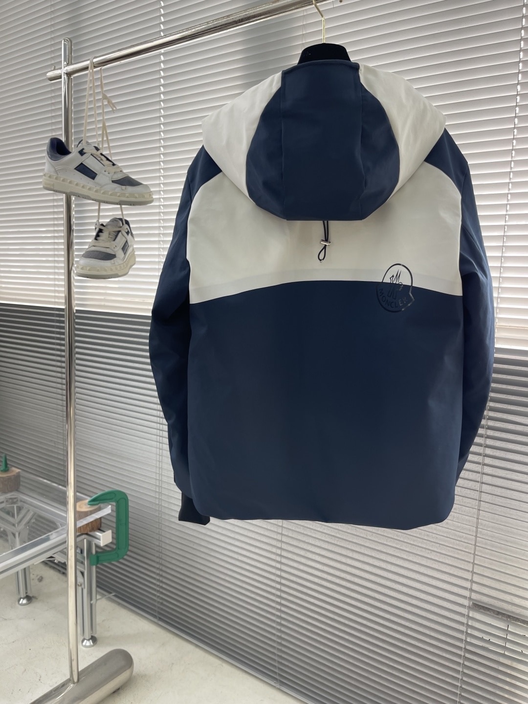 몽클레어 신상 블록 집업 패딩 점퍼