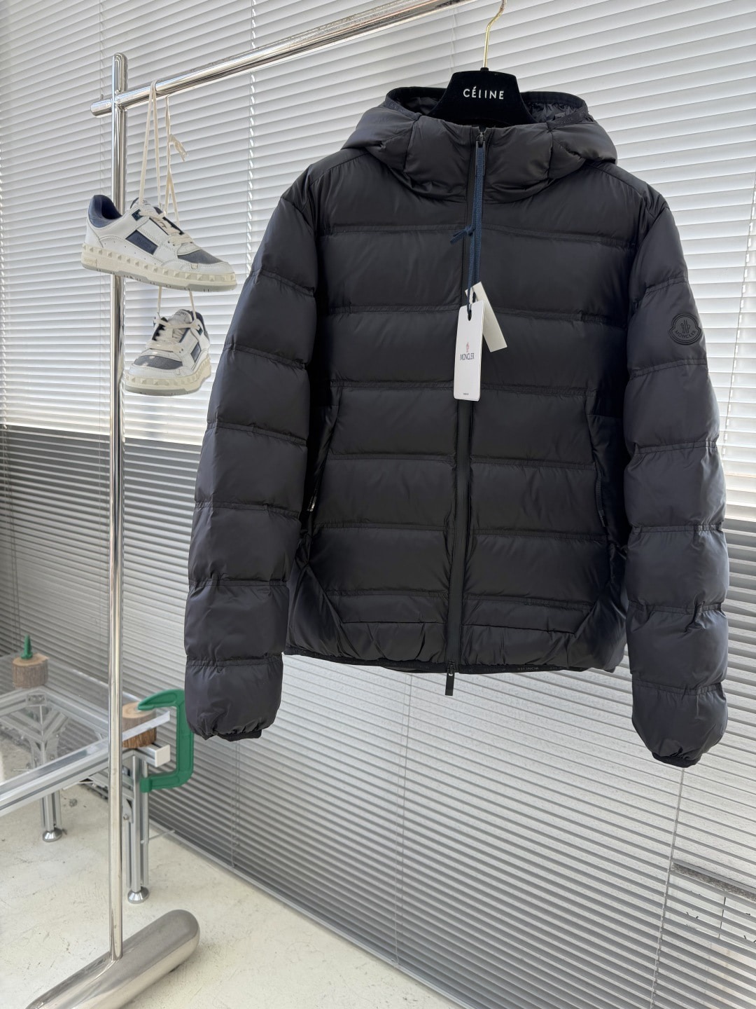 몽클레어 가르디 후드 쇼트 다운 재킷