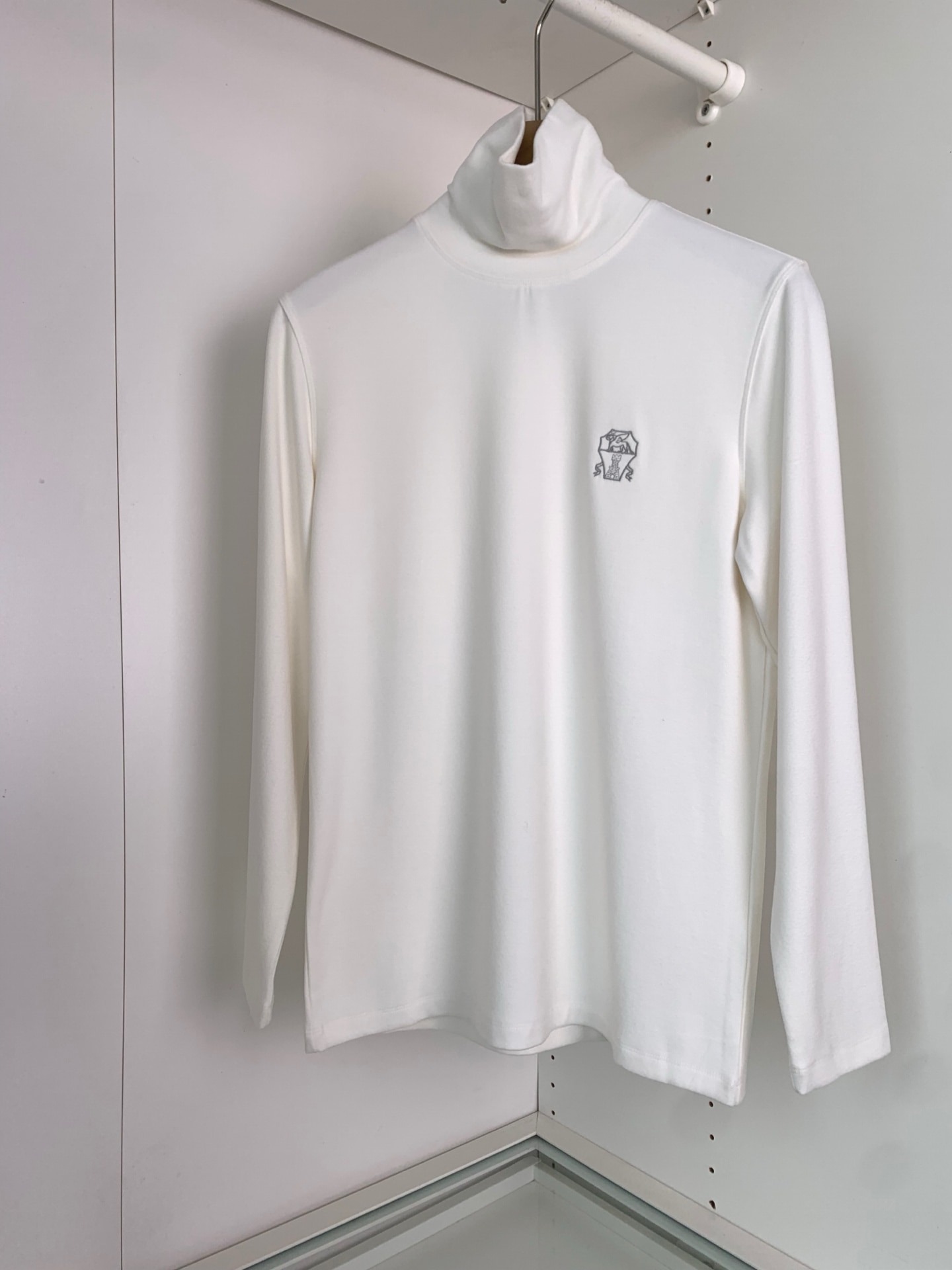 브루넬로 쿠치넬리 앙고라 폴라티