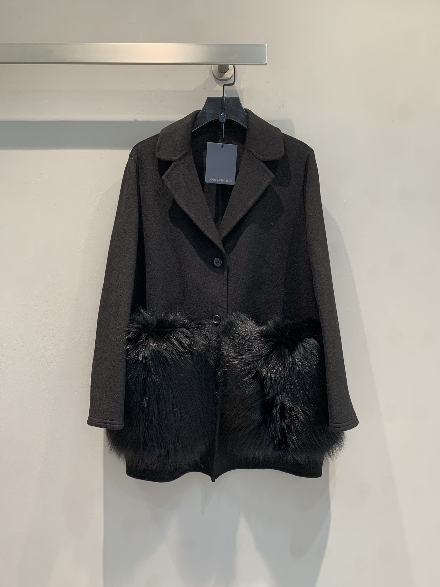 루이비통 신상 폭스퍼 캐시미어 코트