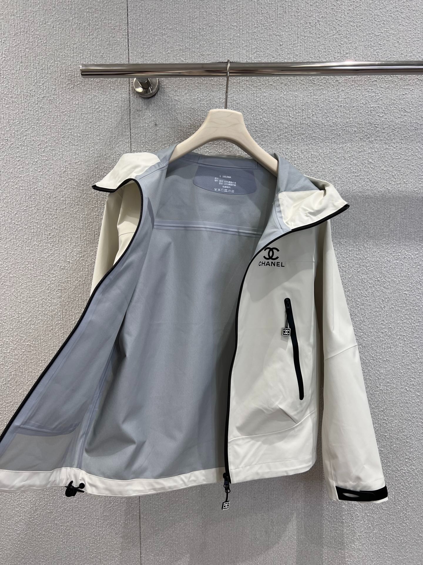 샤넬 26Ss 신상 방수 스포츠 바람막이