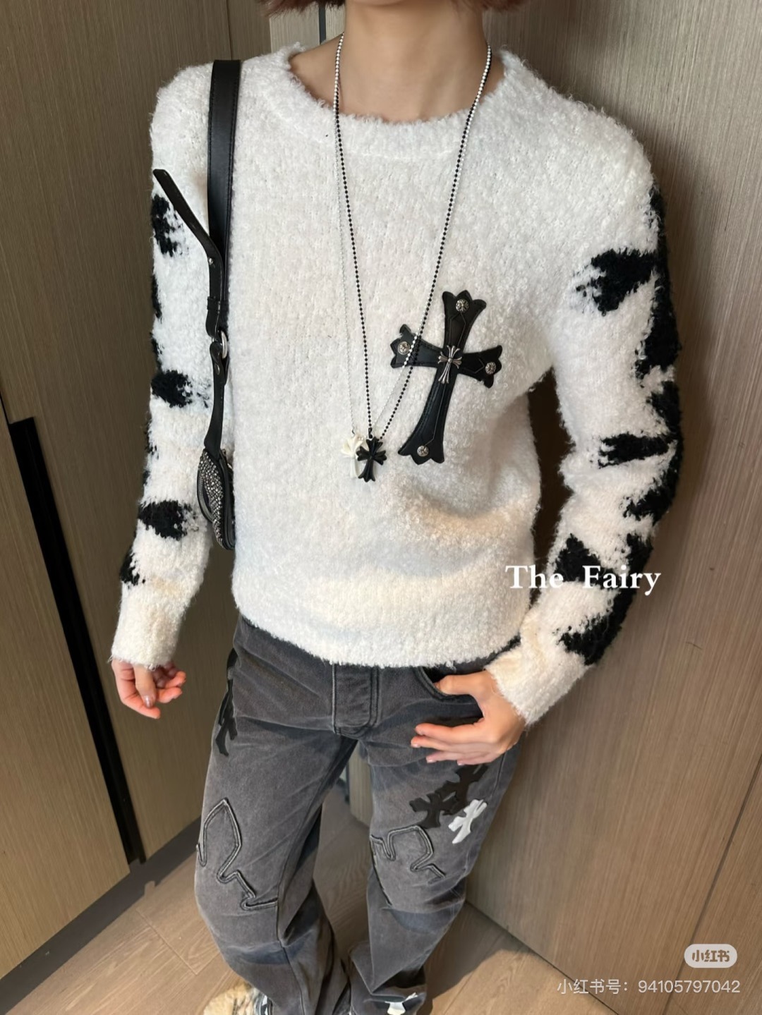 크롬하츠 신상 라운드 니트 긴팔