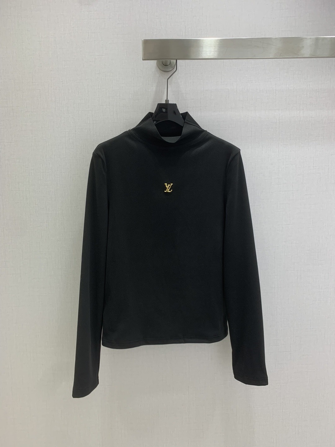 루이비통 25 신상 메탈릭 긴팔 반목