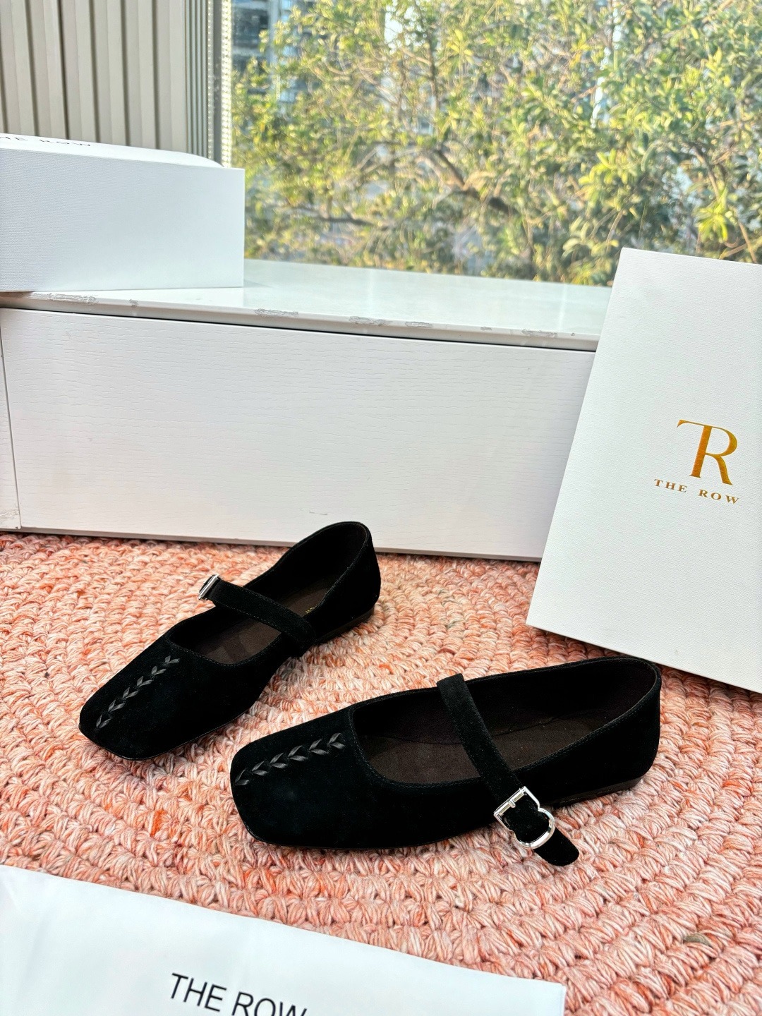 더로우 26 신상 플랫슈즈