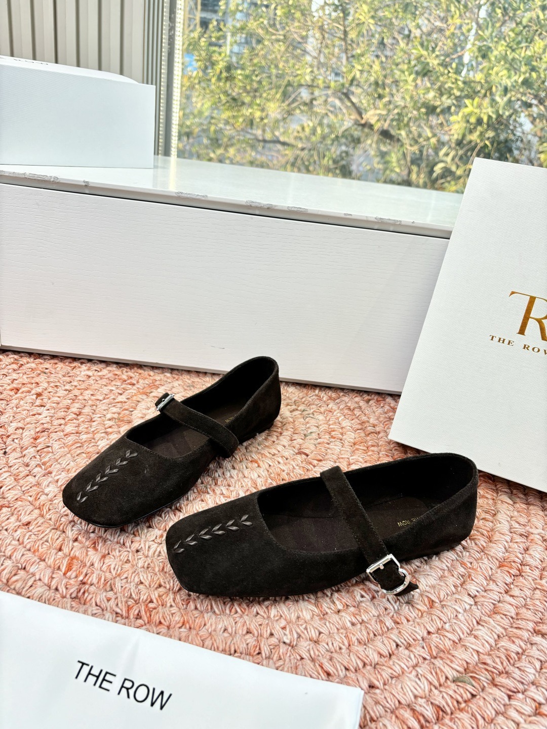 더로우 26 신상 플랫슈즈