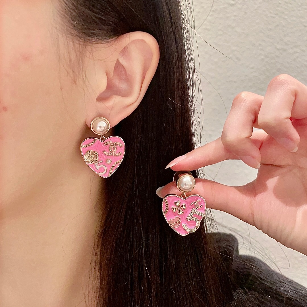 샤넬 언발 진주 더블C 귀걸이