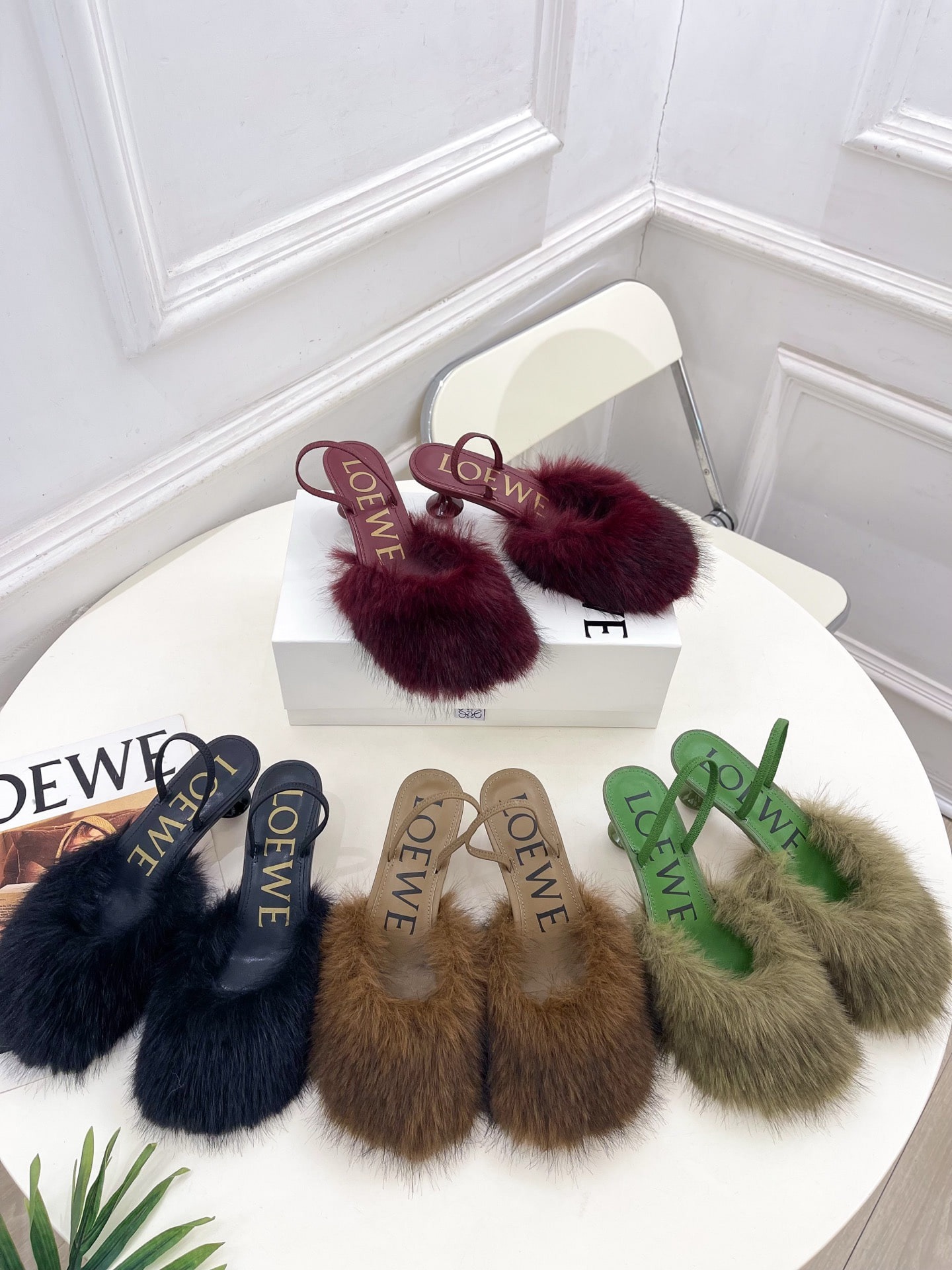 로에베 26 신상 퍼리 슬라이드 샌들