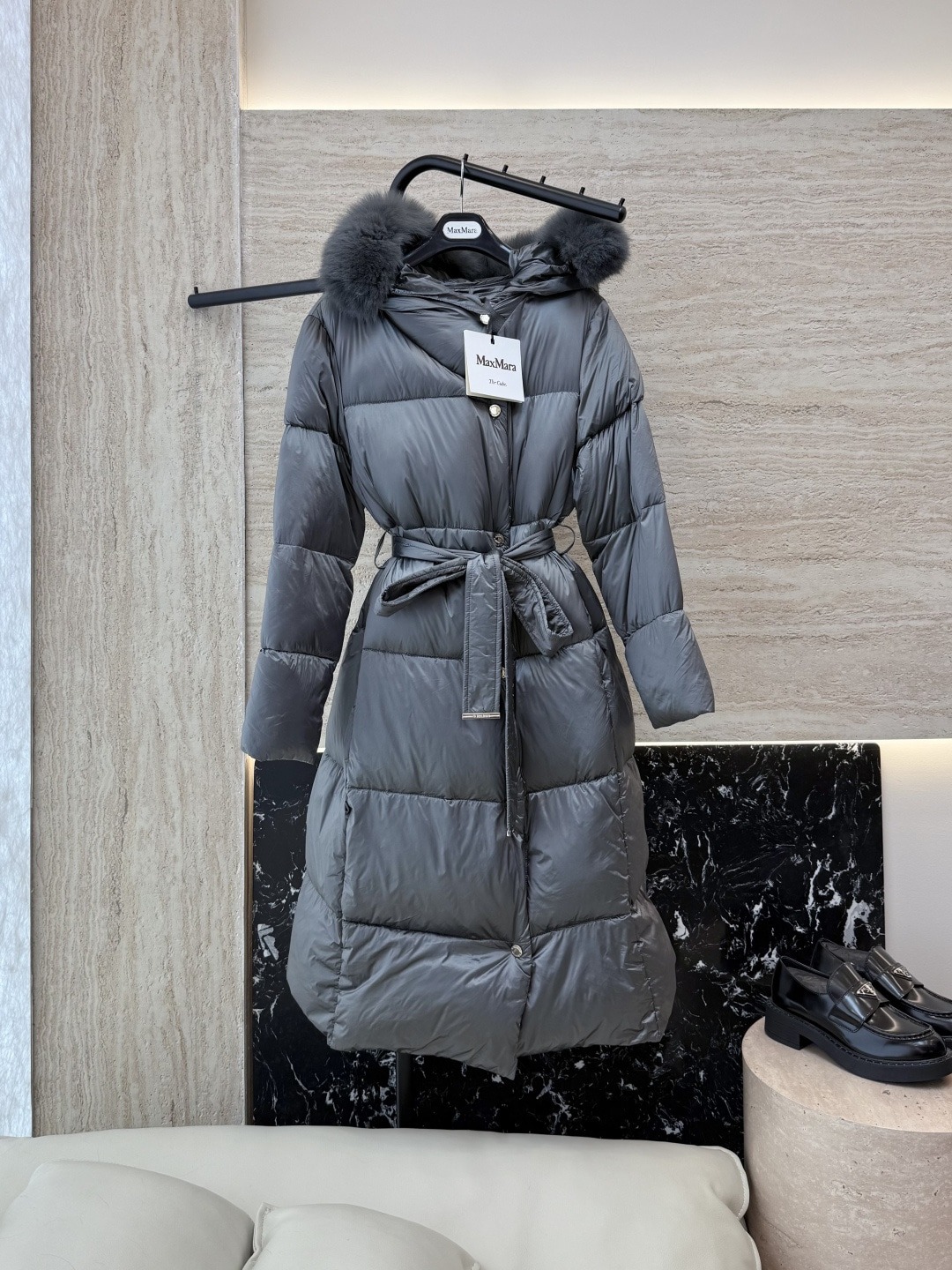 막스마라 신상 폭스퍼 넥 롱패딩