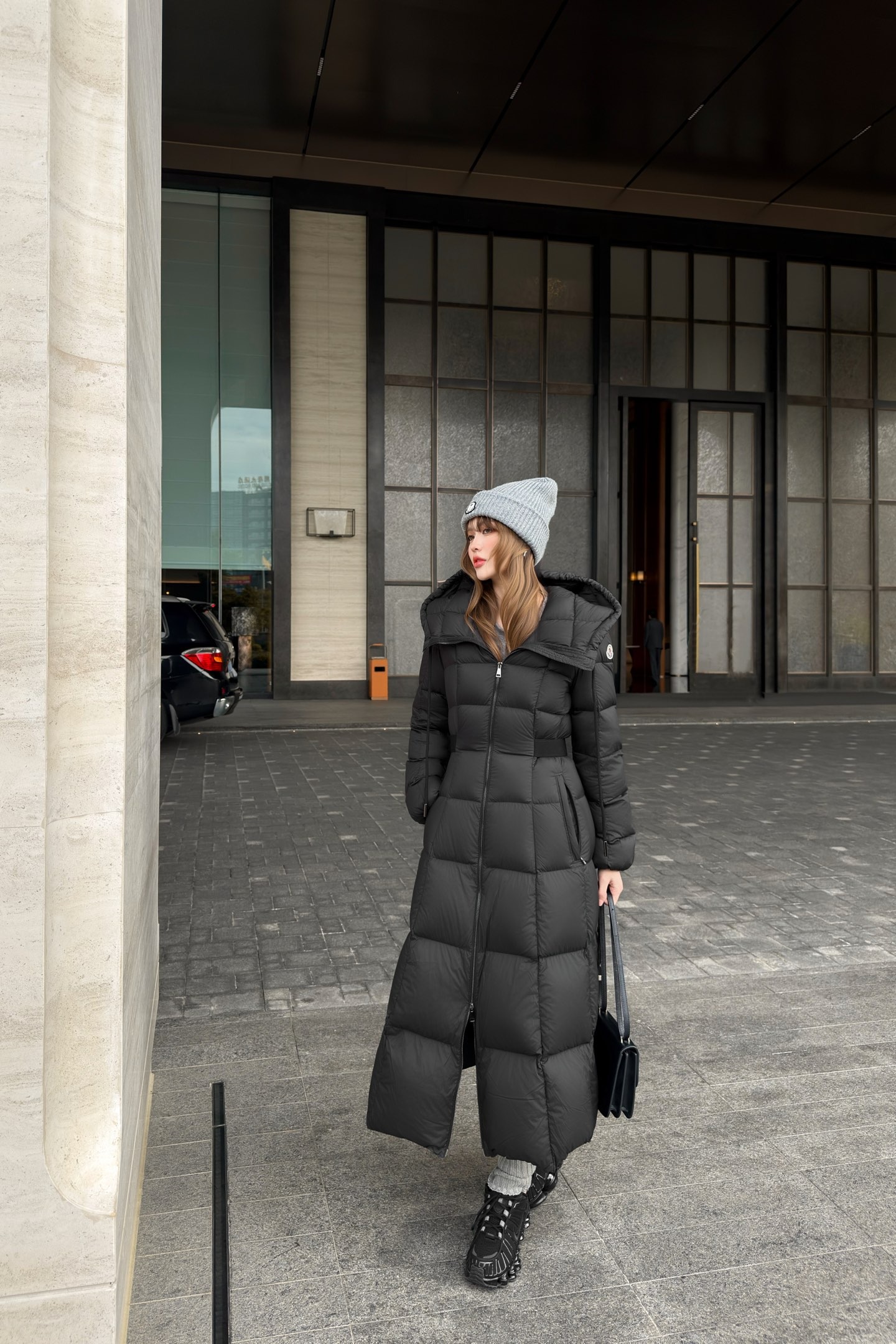 몽클레어 파우콘 롱패딩