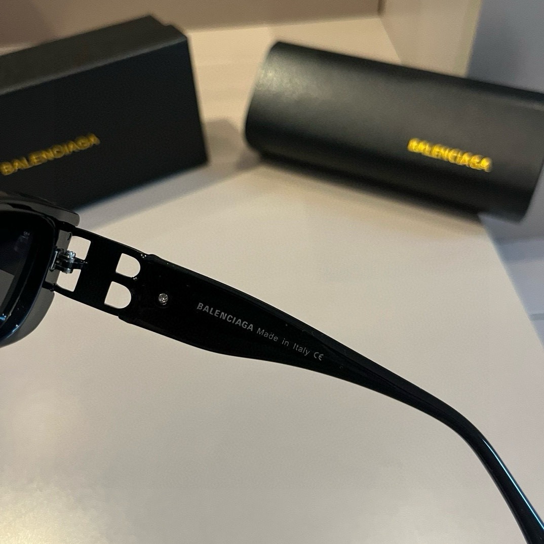 발렌시아가 신상 선글라스