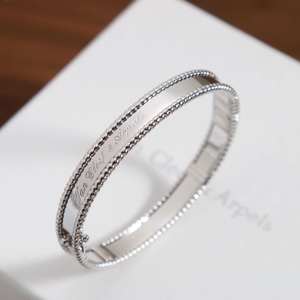 반*프 Arpel* 뻬를리 시그니처 브레이슬릿 팔찌