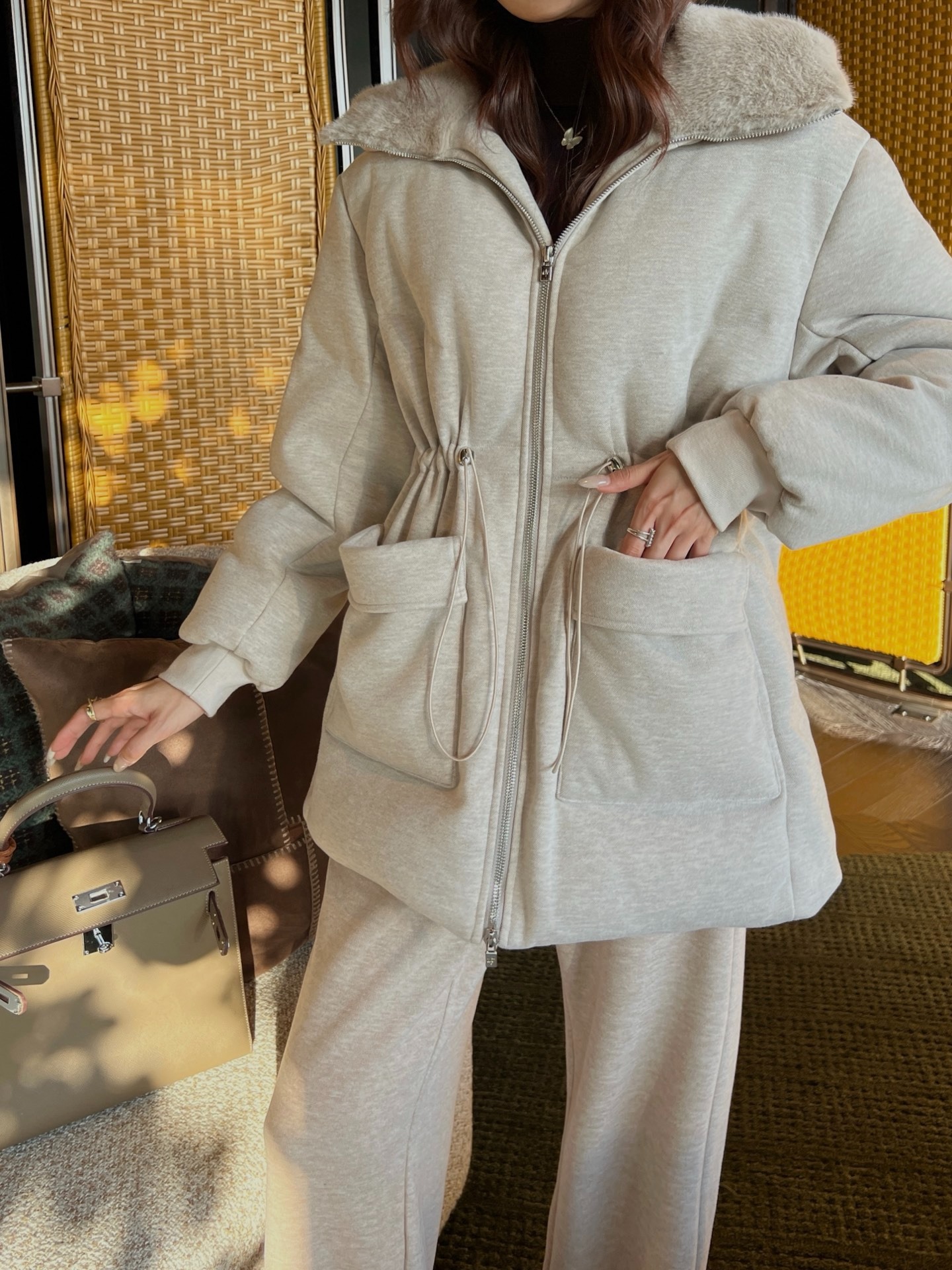 로로피아나 신상 후드 패딩 점퍼