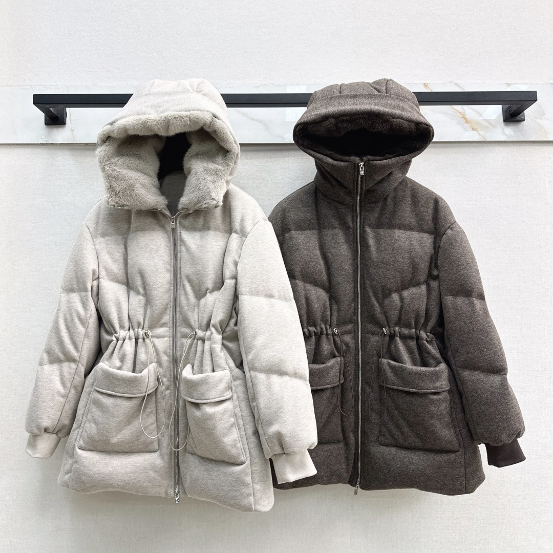 로로피아나 신상 후드 패딩 점퍼