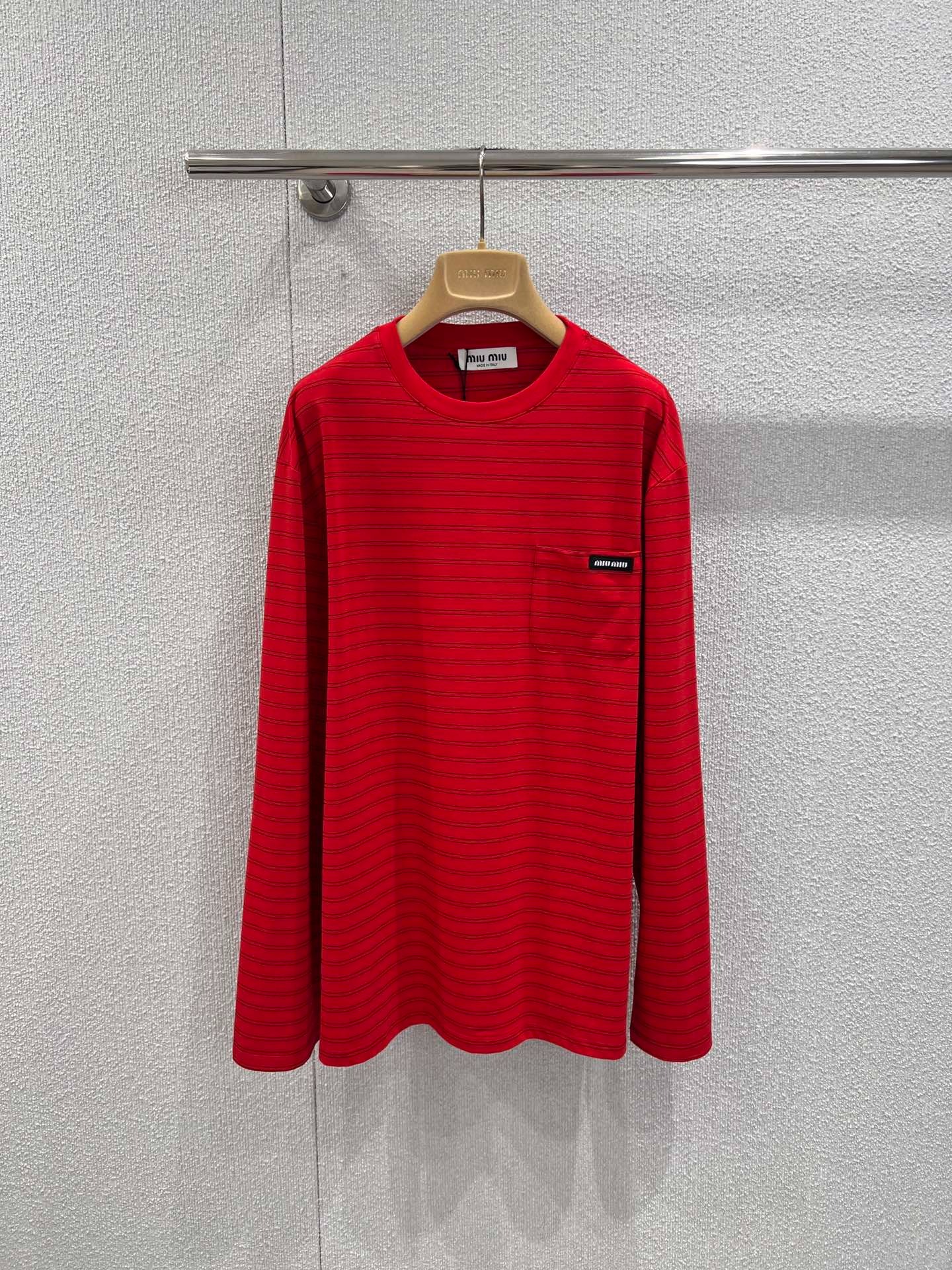 미우미우 26SS 신상 스트라이프 긴팔티