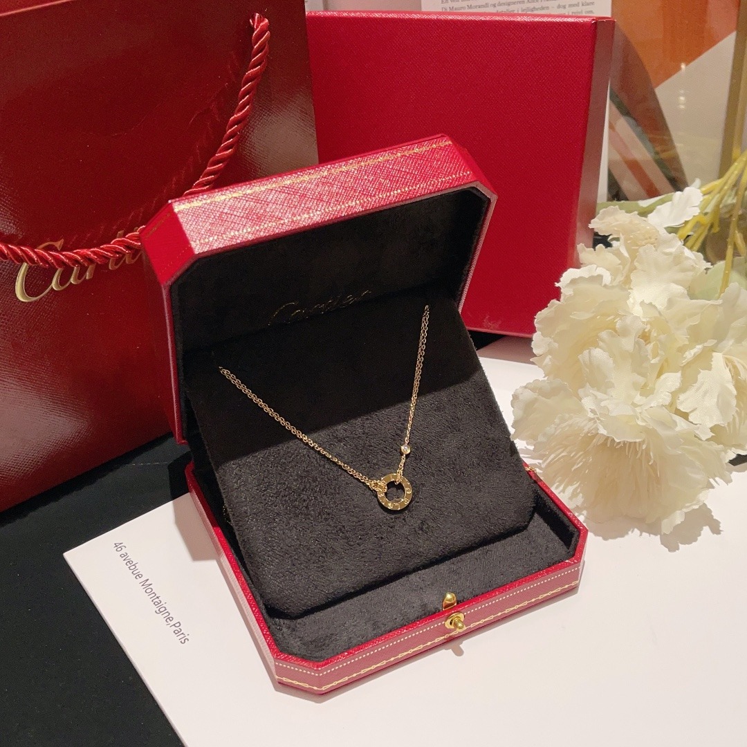 까르띠에 러브 파이 목걸이