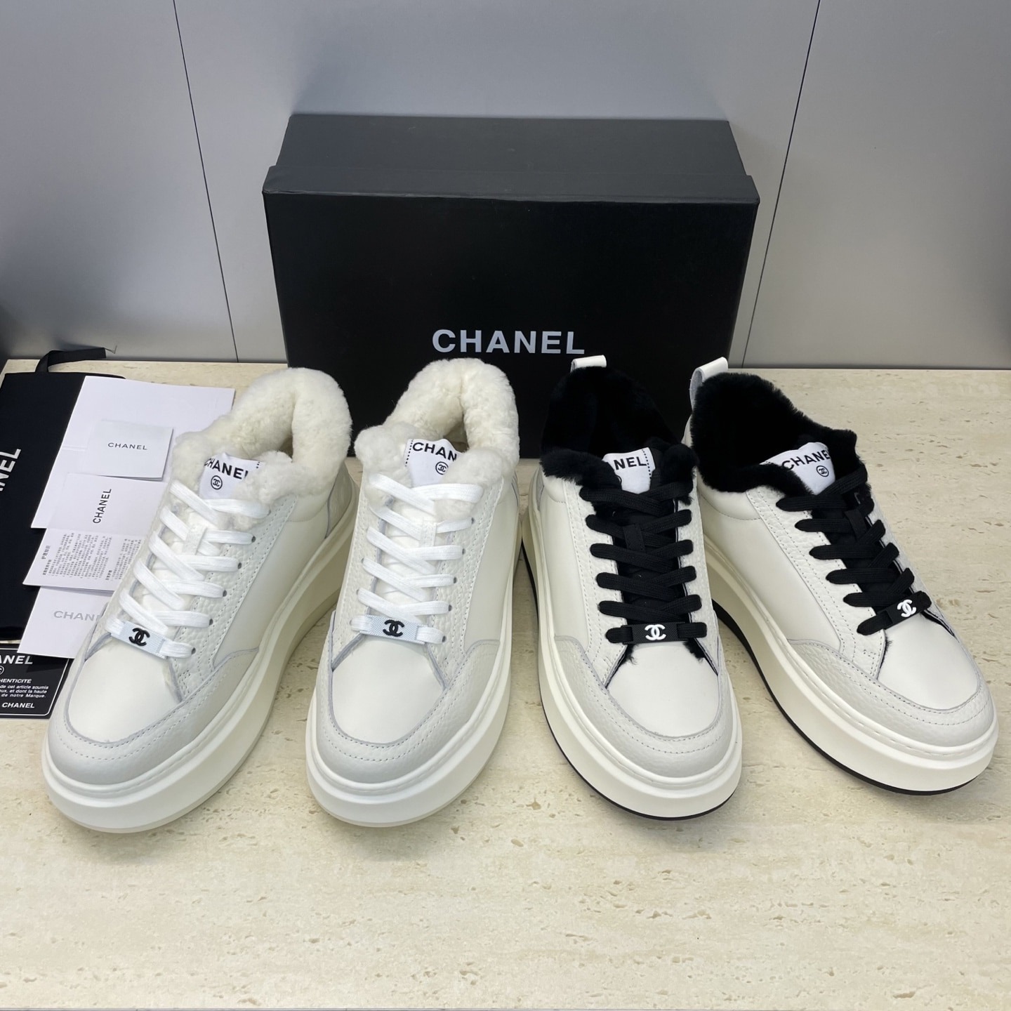 샤넬 신상 퍼 통굽 스니커즈