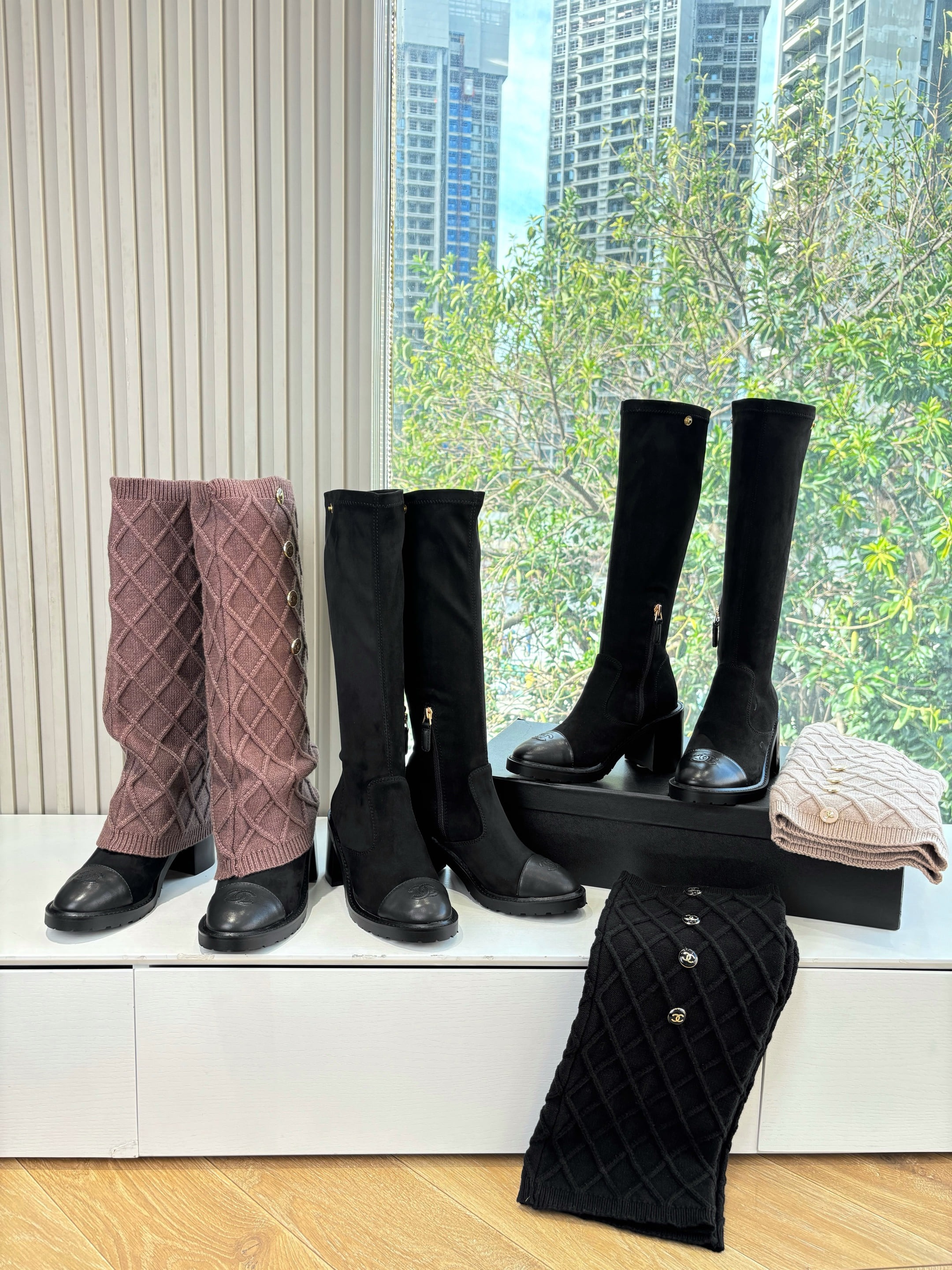 샤넬 25k 신상 니트 워커 양말부츠