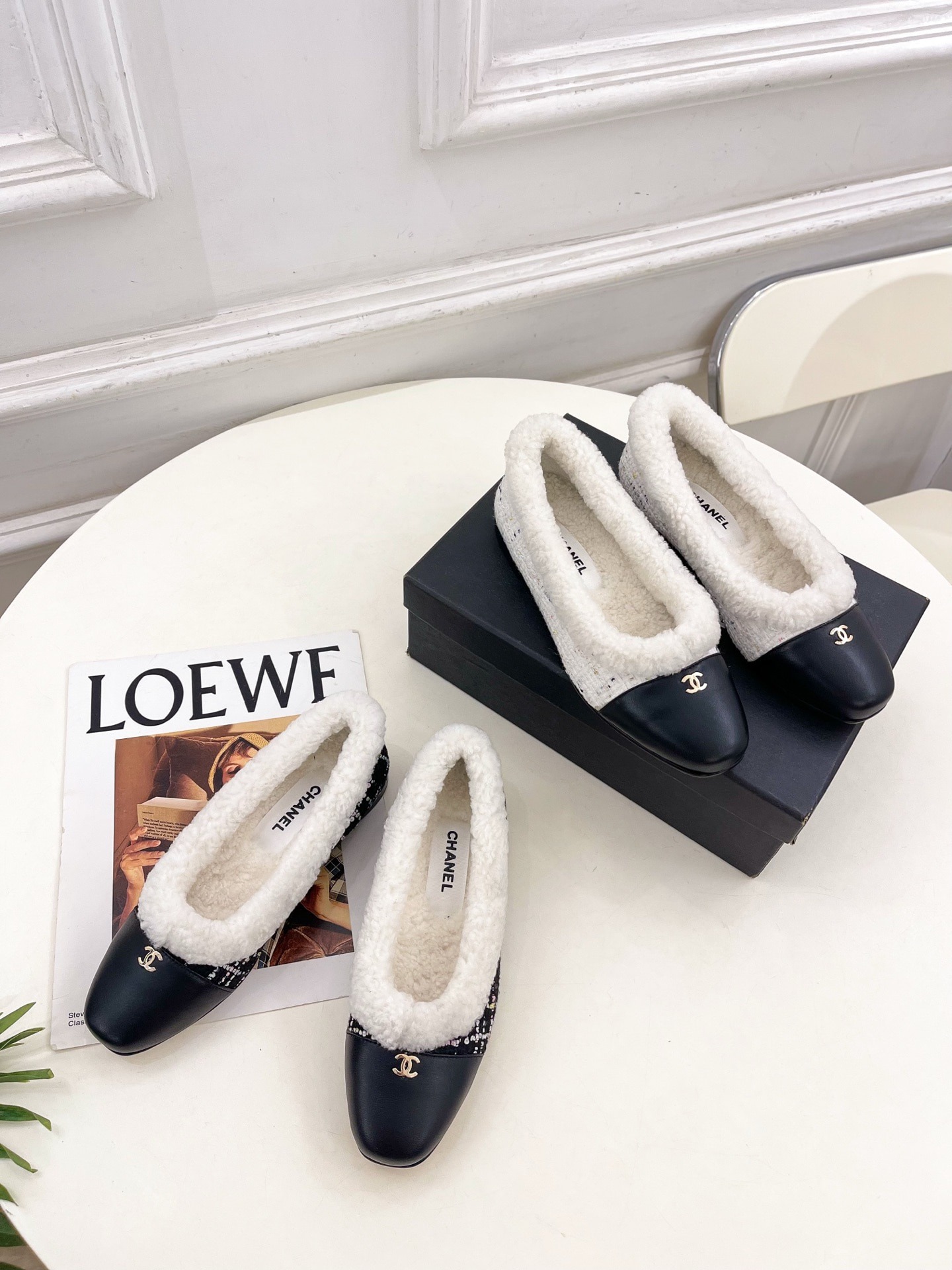 샤넬 25 신상 퍼 발레화