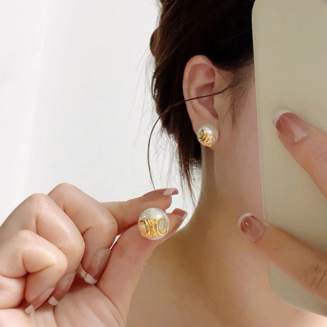 셀린느 진주 이어링