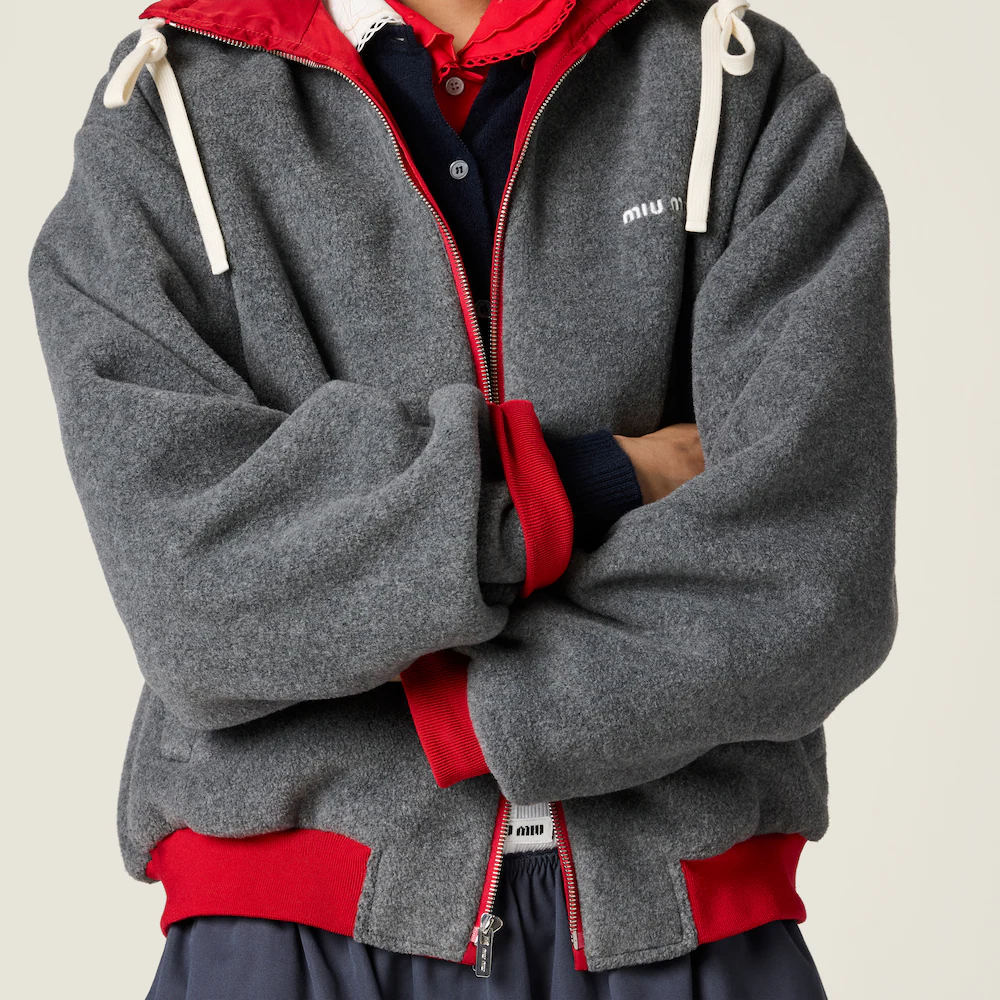 미우미우 리버서블 테크니컬 가자르와 플리스 봄버 재킷