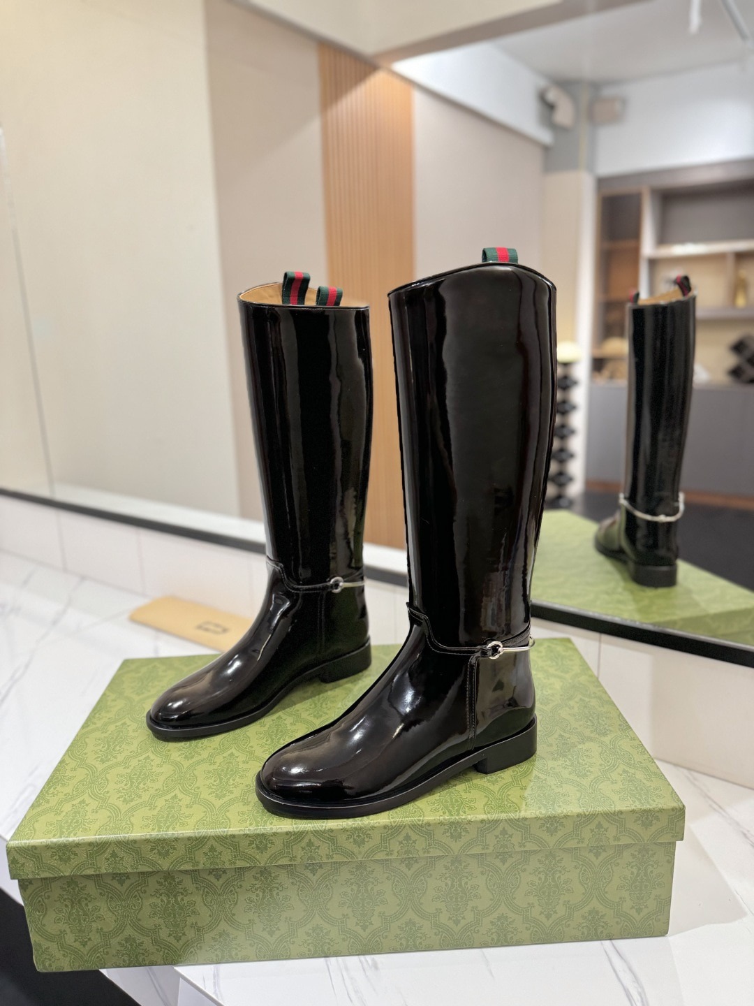 구찌 신상 라이더 부츠